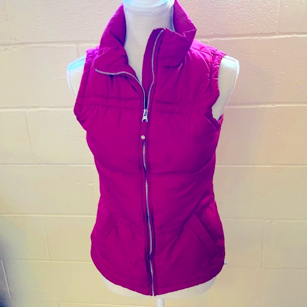 Maurices Magenta Pink Puffer Vest - Picture 2 of 11